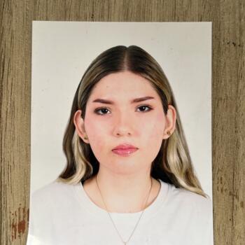 Canguro en Calella: Noelia