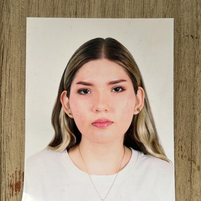 Canguro en Calella: Noelia