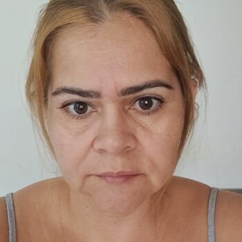Babysitter Aparecida de Goiânia: Alessandra