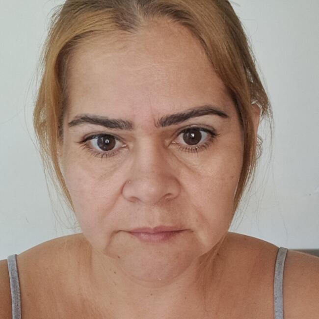 Babysitter in Aparecida de Goiânia: Alessandra
