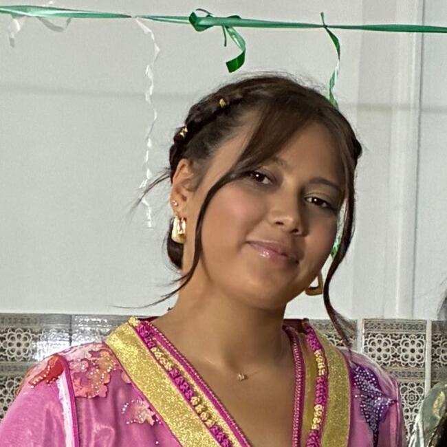 Babysitter in Thiais: Lamyaa
