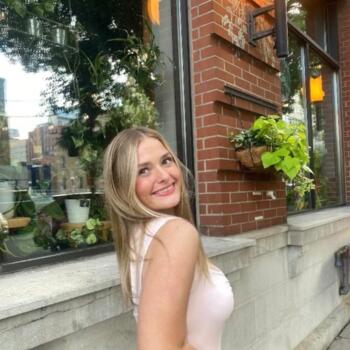 Babysitter in Byron: Hailey