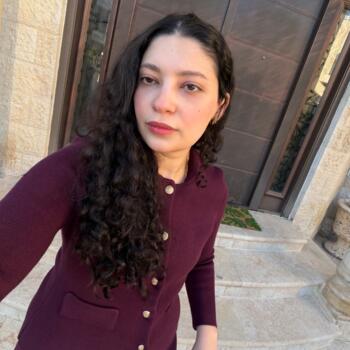 משרת בייביסיטר ב- דובאי: משרת בייביסיטר Jude