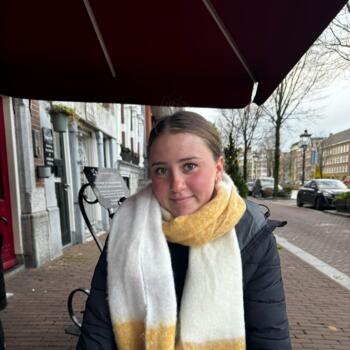 Babysitter in Brisbane: Madison