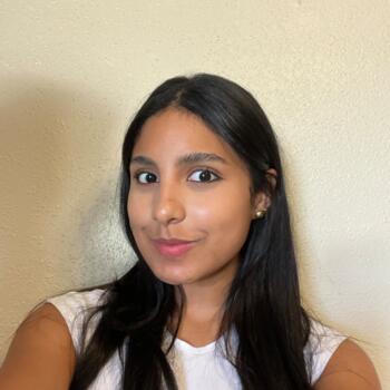 Babysitter in San Antonio: Nishell