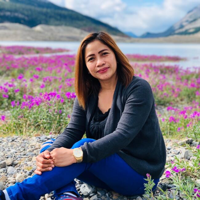 Babysitter in Calgary: Elvina