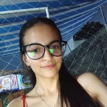 Niñera en Salto: Nadia