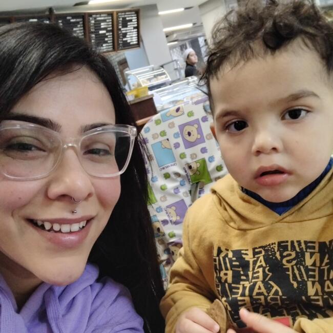 Emprego de babá em Viamão: Adriele