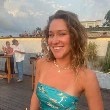 Babysitter in Darwin: Heidi