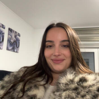 Babysitter in Differdange: Azra