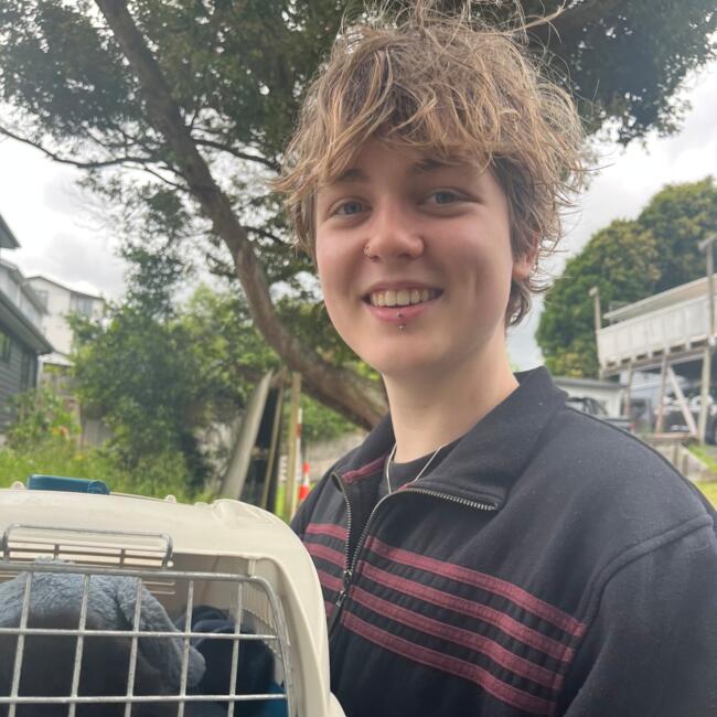 Babysitter in Auckland: Elliot