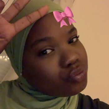 Babysitter in Lorient: Nadjida