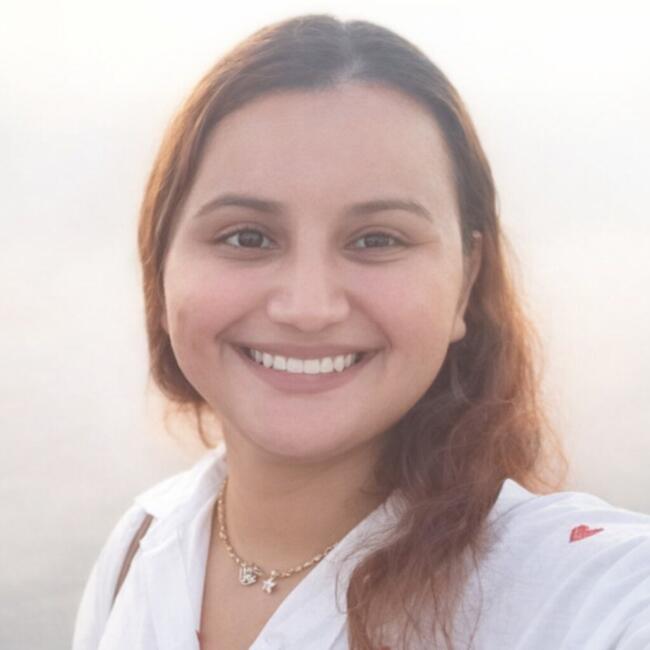 Babá em Rolim de Moura: Thays