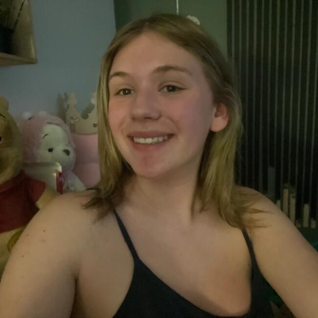 Babysitter in Bailleul-Sir-Berthoult: Justine