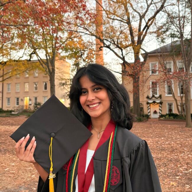 Babysitter in Auckland: Kavya