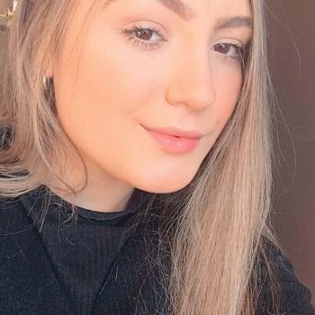 Babá Criciúma: Manuela Zata
