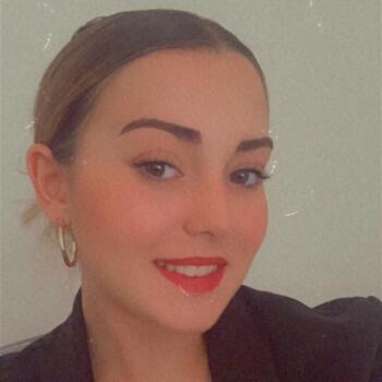 Baby-sitter in Chartres: Clara