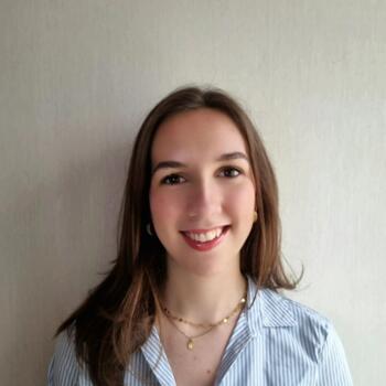 Babysitter in Geneva: Hélène