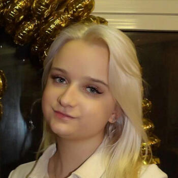 Babysitter in Blendecques: Clara