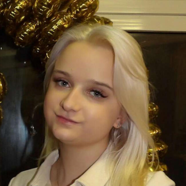 Babysitter in Blendecques: Clara