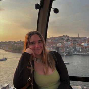 Babysitter in Seville: Nerea