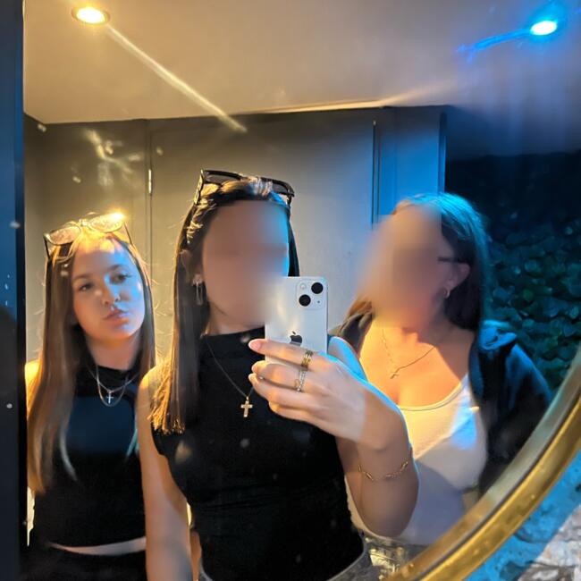 Babysitter in Chéry-lès-Pouilly: Angelina