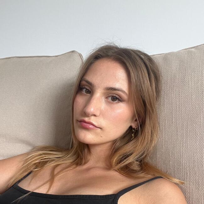 Babysitter in Lyon: Julie