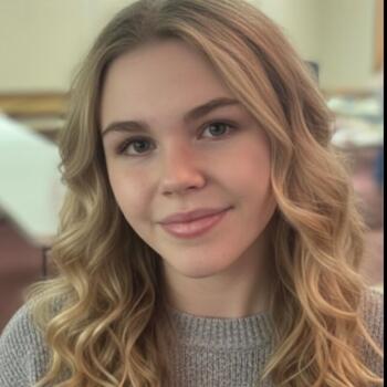 Babysitter in Waterford (Michigan): Paige