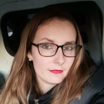 Babysitter in Martigné-sur-Mayenne: Kelly