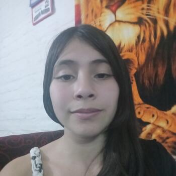 Babysitter in Paso de los Toros: Elizabeth