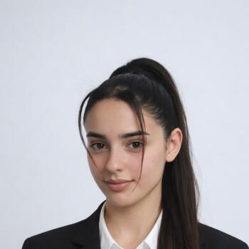 Babysitter in Chatou: Dalila