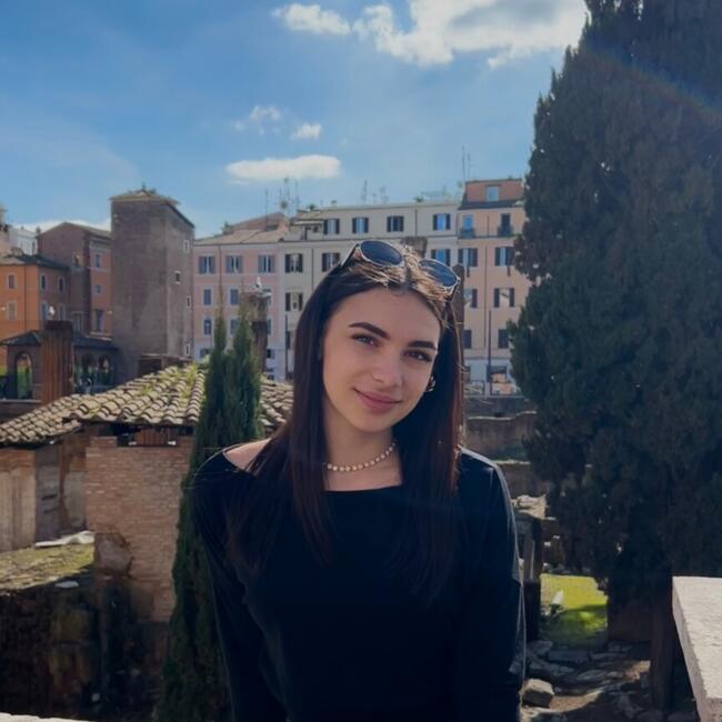 Nanny in Porcari: Giulia