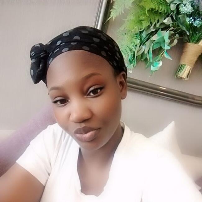 Babysitter στην περιοχή Ντόχα: Maureen