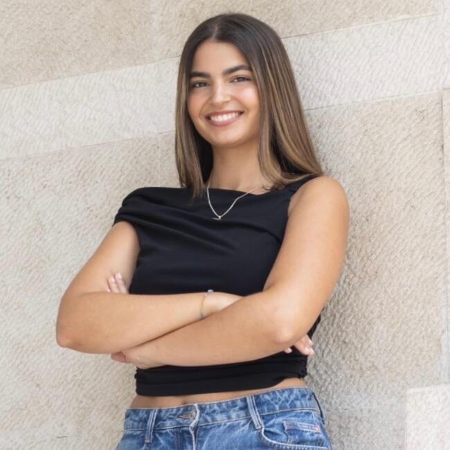 Babysitter em Pontinha: Francisca