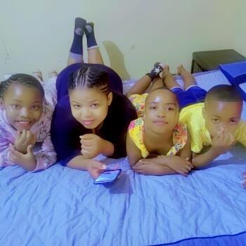 Babysitter in Westville: Zama
