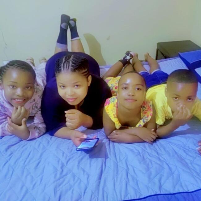 Babysitter in Westville: Zama