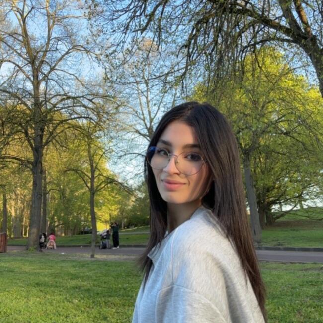 Babysitter in Aubervilliers: Ilham