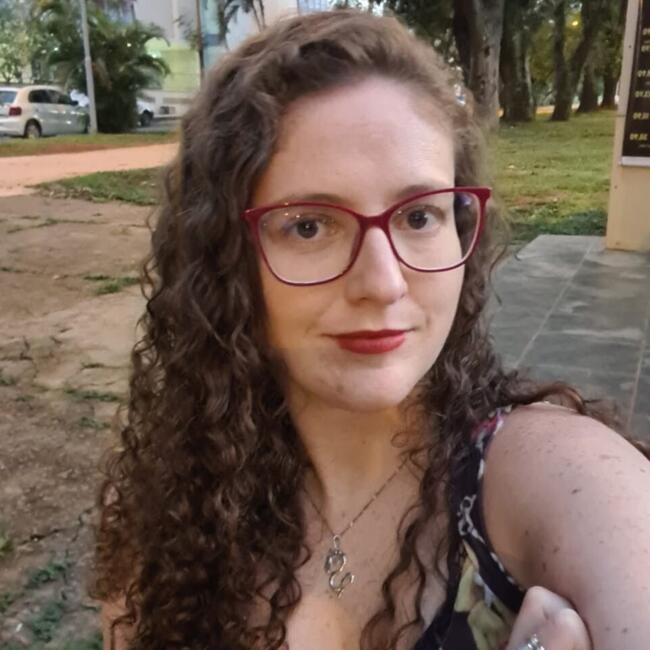 Babysitting job in Brasília: Anne