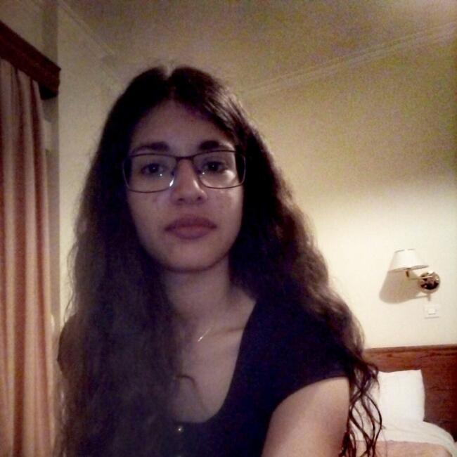 Nanny in Athens: Έλενα