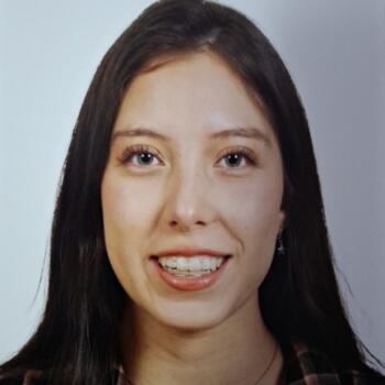 Babysitter in Valladolid: Luciana