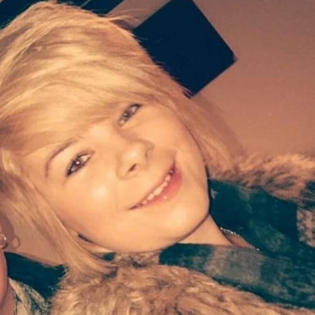 Babysitter in Bradford: Becky