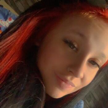 Babysitter in Brierley Hill: Jess