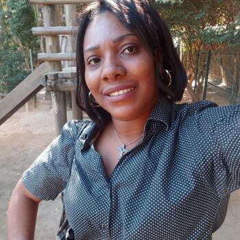 Babysitter in Juiz de Fora: Isabela