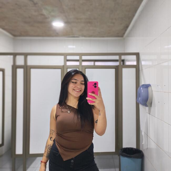 Babysitter in Talca: Anais Bravo