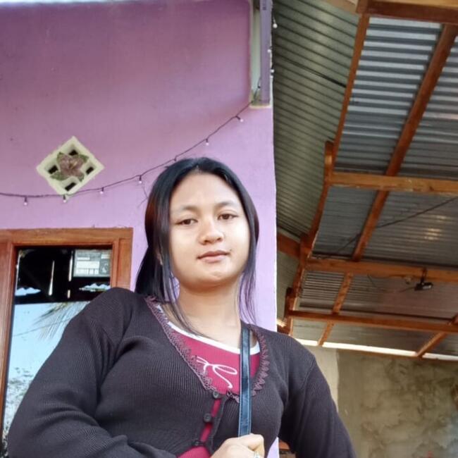 Babysitter in Palembang: Dharu