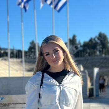 Babysitter in Tamworth: Vanesa