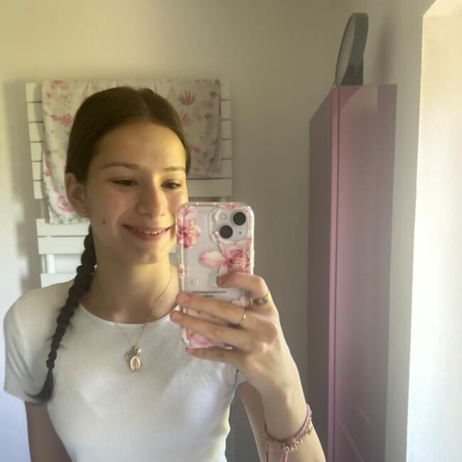 Babysitter in Lyon: Rose