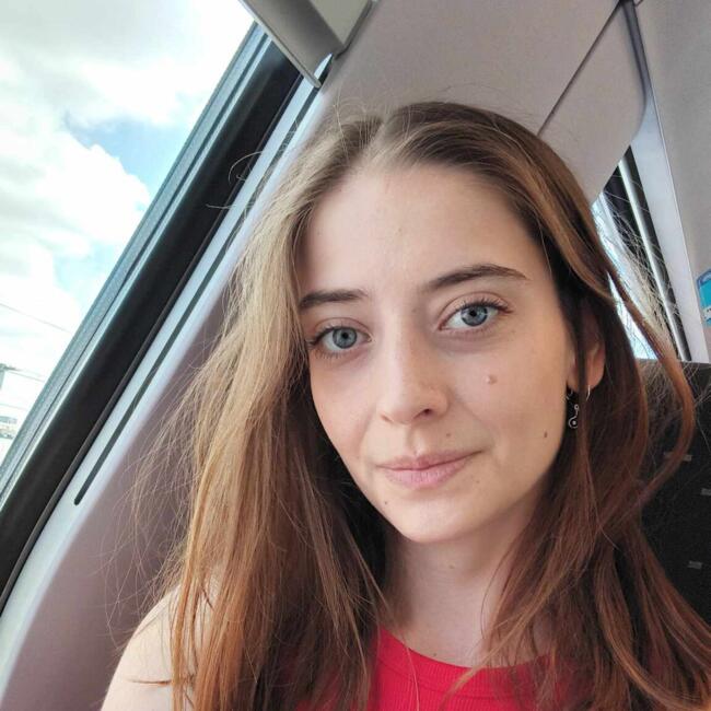 Babysitter in Roeselare: Selina