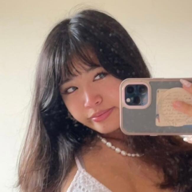 Babysitter in Edinburgh: Felicia