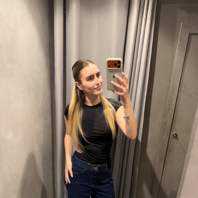 Babysitter in Londrina: Gabriela
